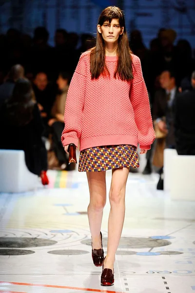 Look 26